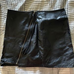 Size 6 Faux leather mini skirt